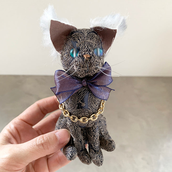 CoutureCAT|GrayCAT_BlueEYE_S