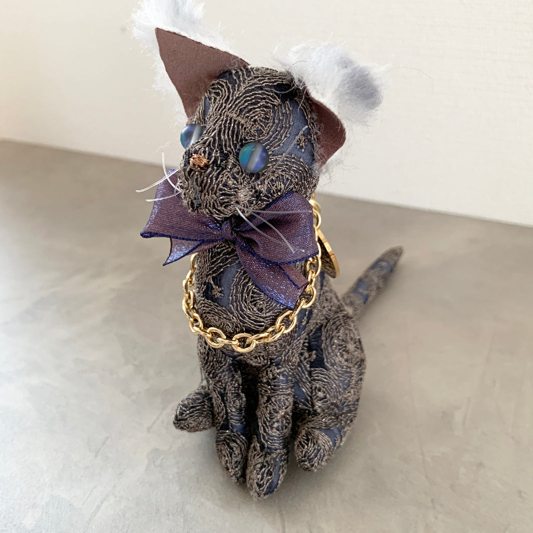 CoutureCAT|GrayCAT_BlueEYE_S