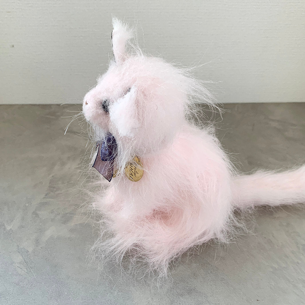 CoutureCAT|PinkCAT_BlueEYE_L