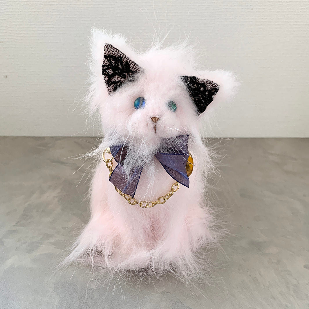 CoutureCAT|PinkCAT_BlueEYE_L