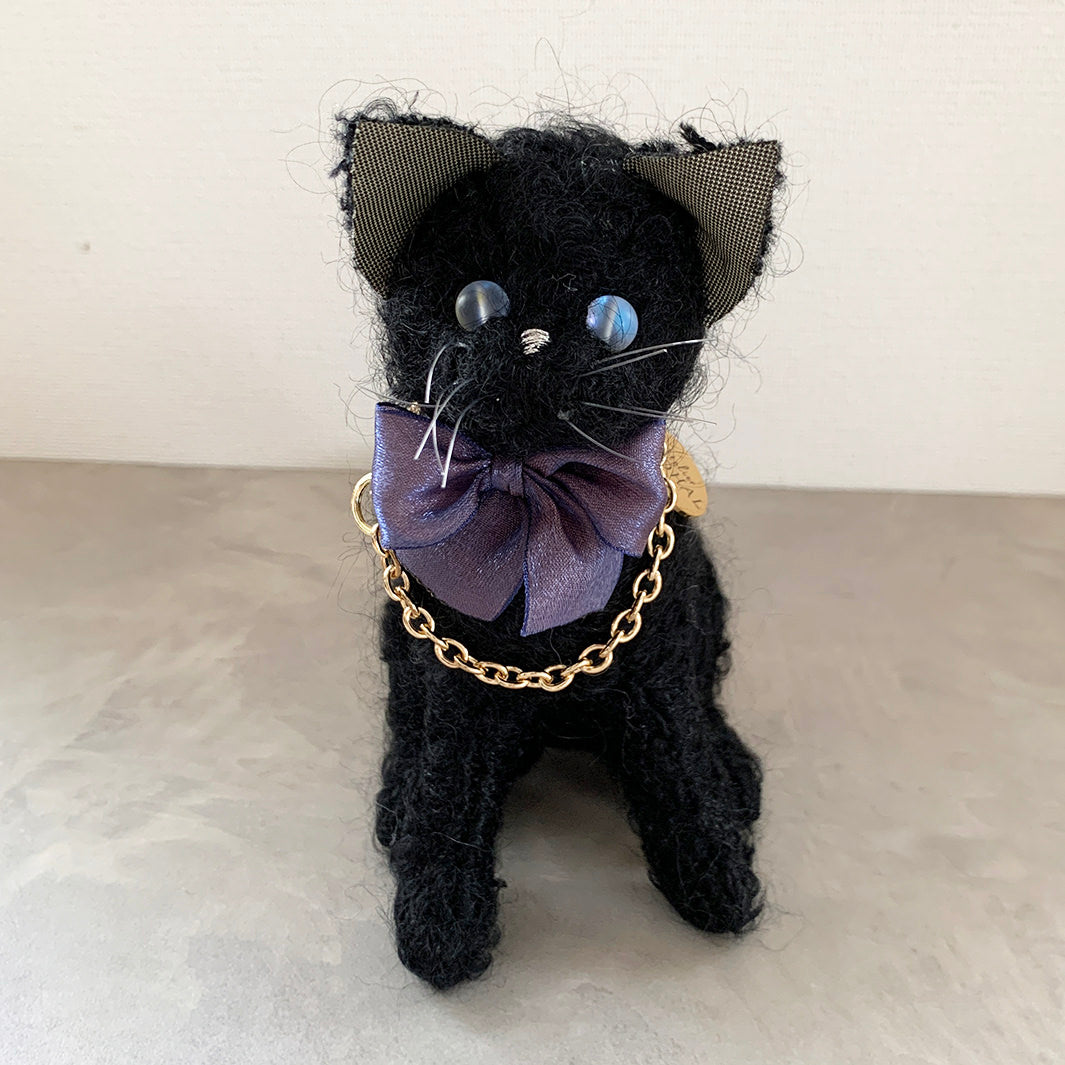 CoutureCAT|BlackCAT_BlueEYE_L