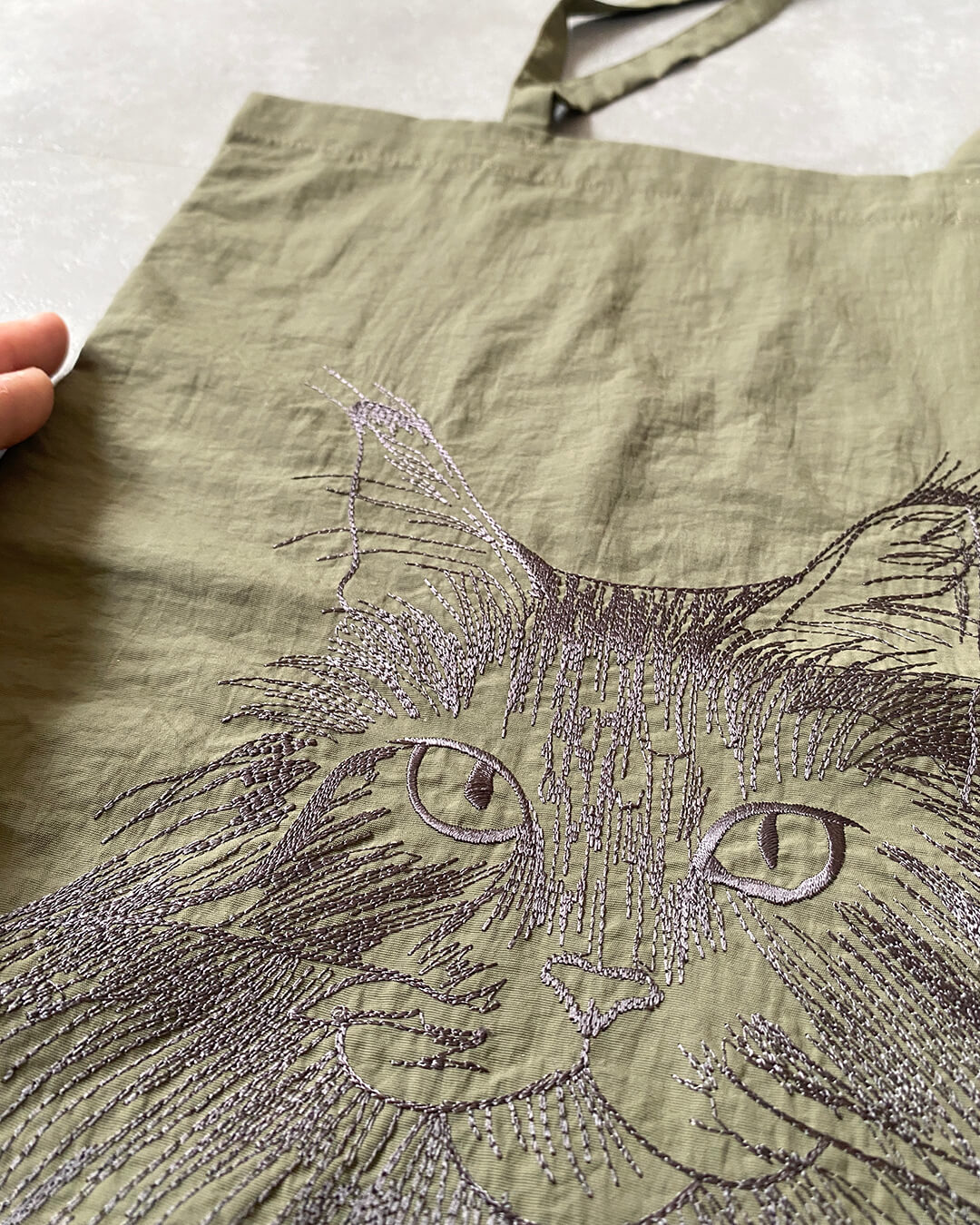 Cat embroidered shopping bag | BLACK | L