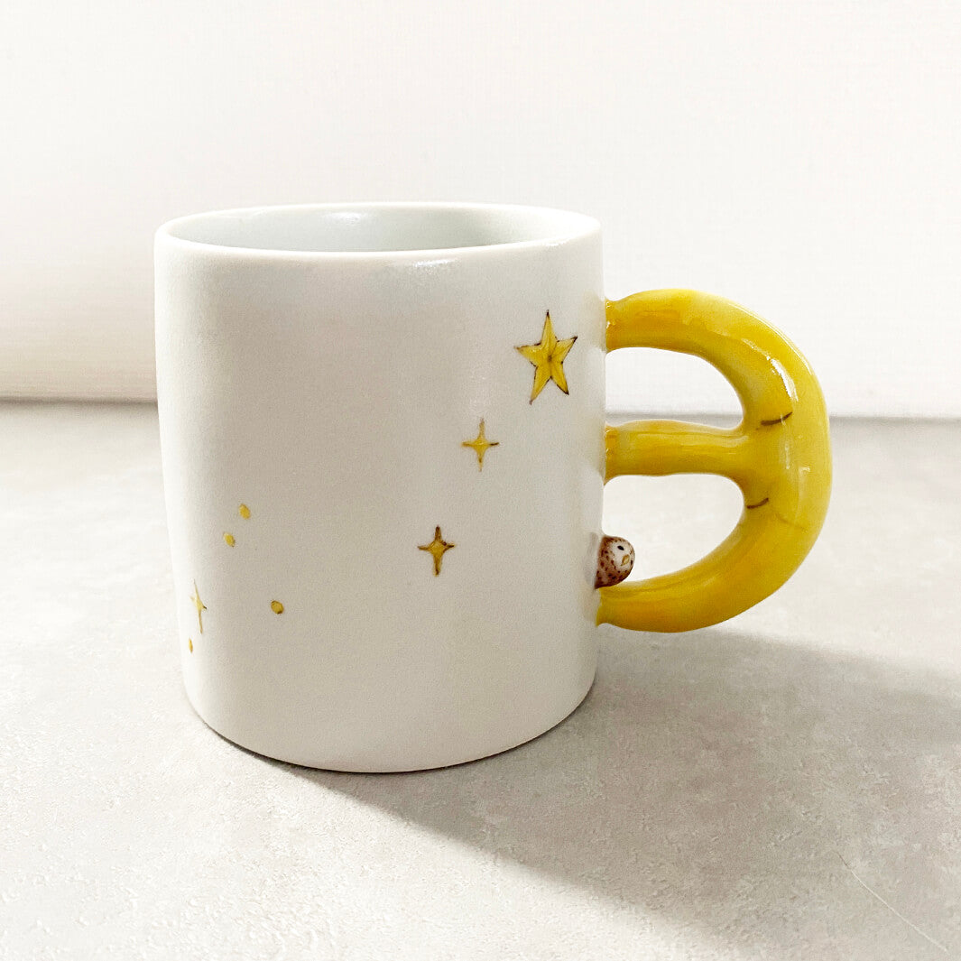 Cafe Mug | Yellow Moon with Feet