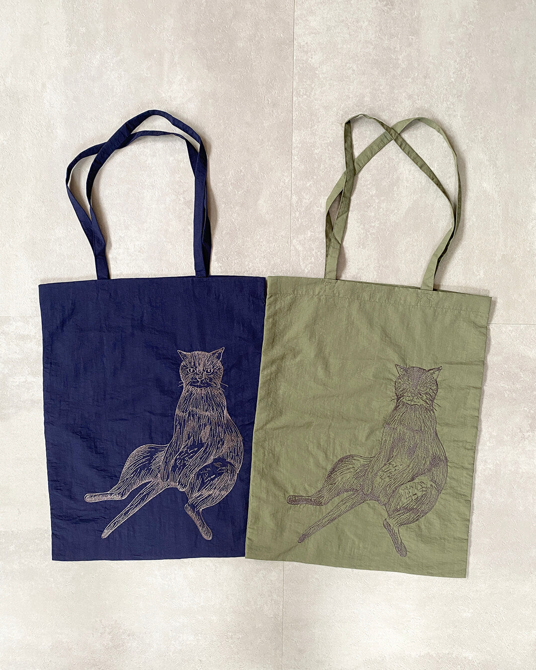 Cat embroidered shopping bag | BLACK | L