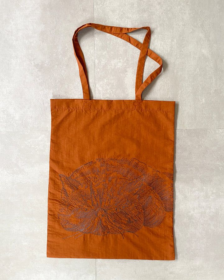 Cat embroidered shopping bag | BLACK | L