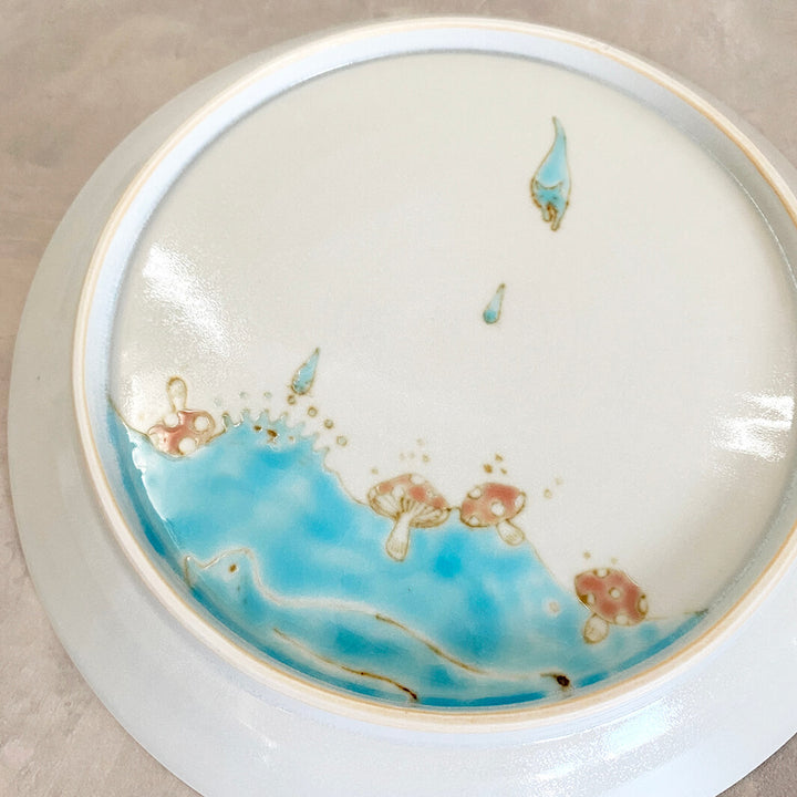 プレート｜猫は液体きのこは菌糸体