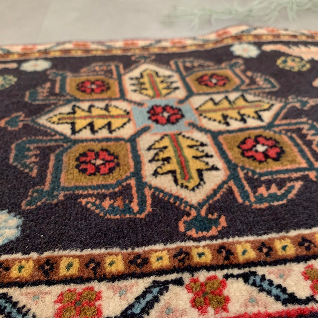 Pakistan mini rug｜56