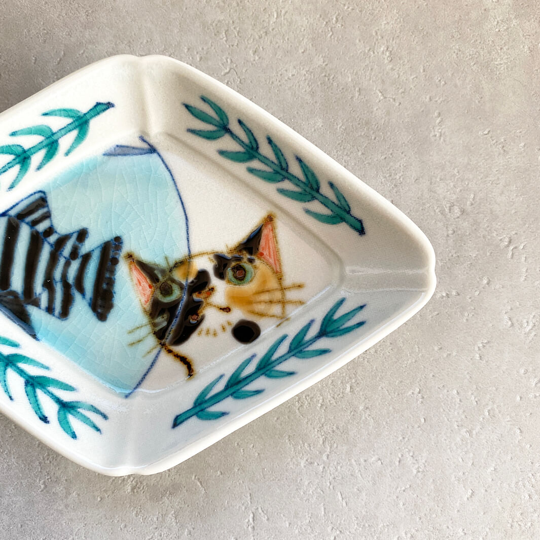 ひし形小皿｜猫とサンバソウ