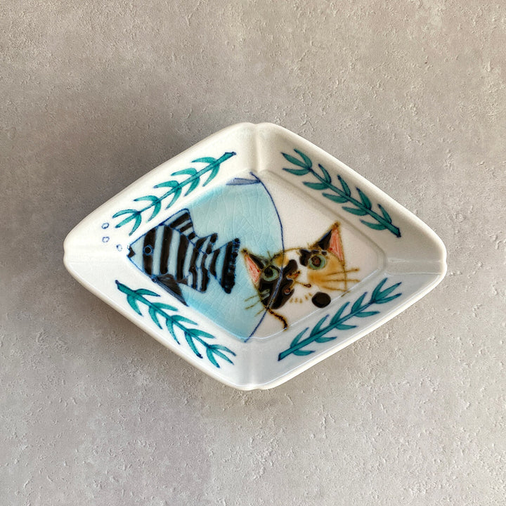 ひし形小皿｜猫とサンバソウ
