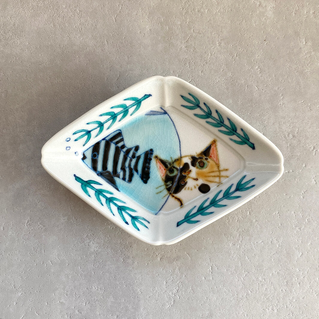 ひし形小皿｜猫とサンバソウ