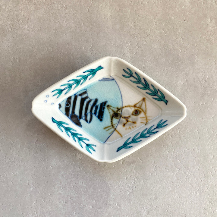 ひし形小皿｜猫とサンバソウ