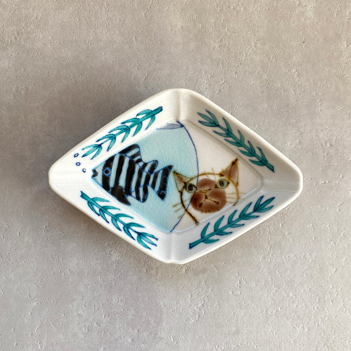 ひし形小皿｜猫とサンバソウ
