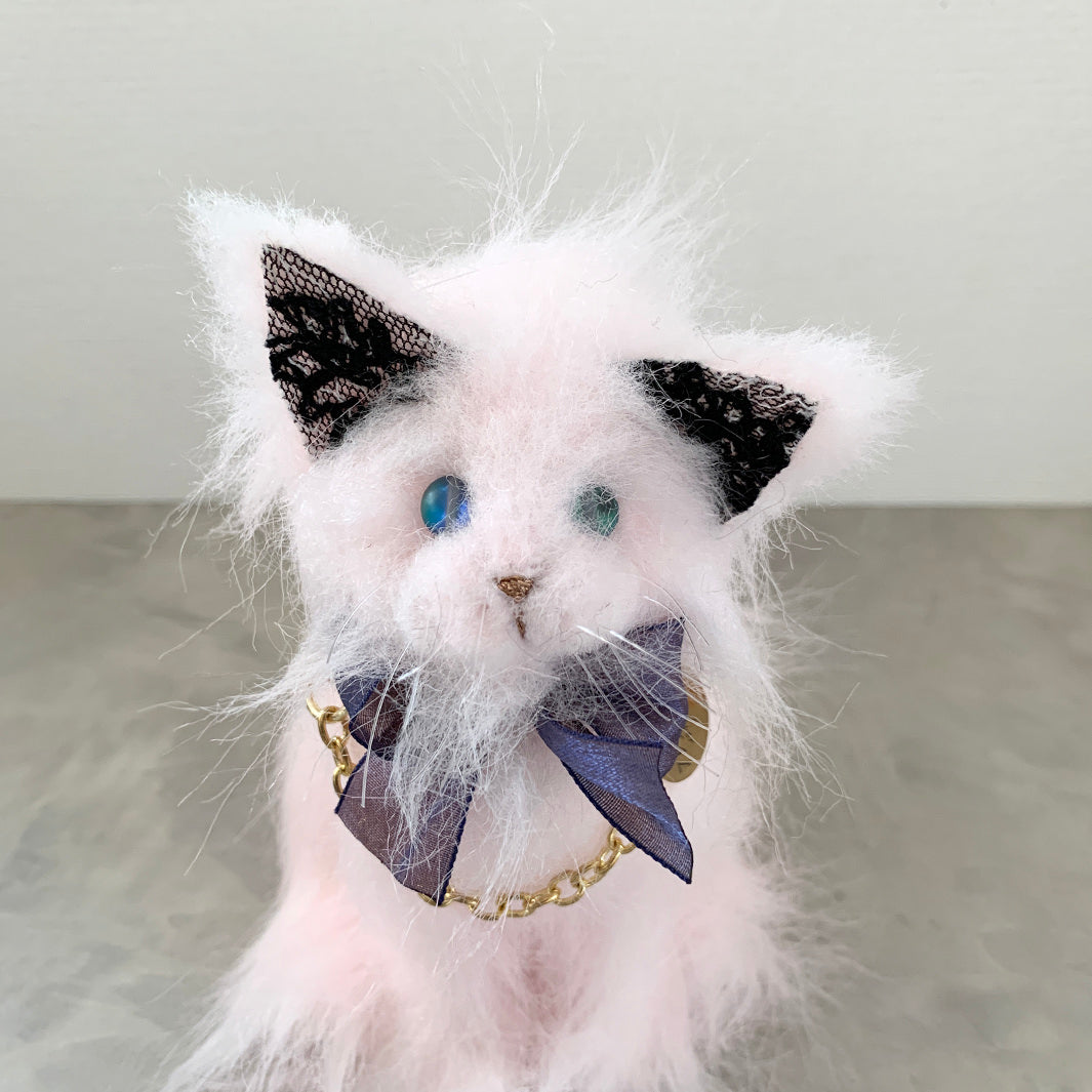 CoutureCAT｜PinkCAT_BlueEYE_L