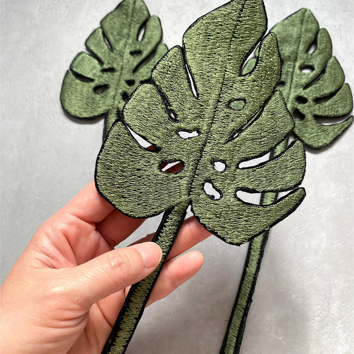 emu｜Embroidery Monstera – 3 Leaves