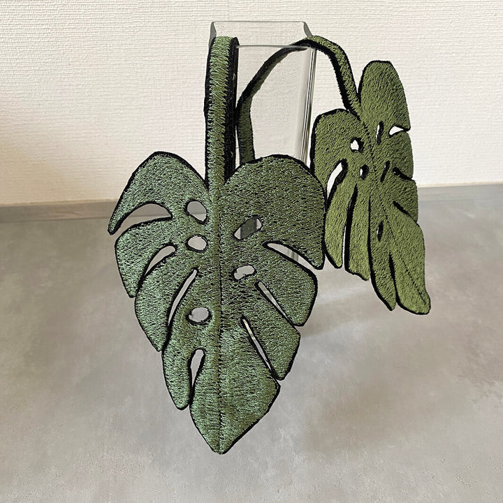 emu｜Embroidery Monstera – 3 Leaves
