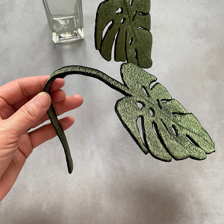 emu｜Embroidery Monstera – 3 Leaves