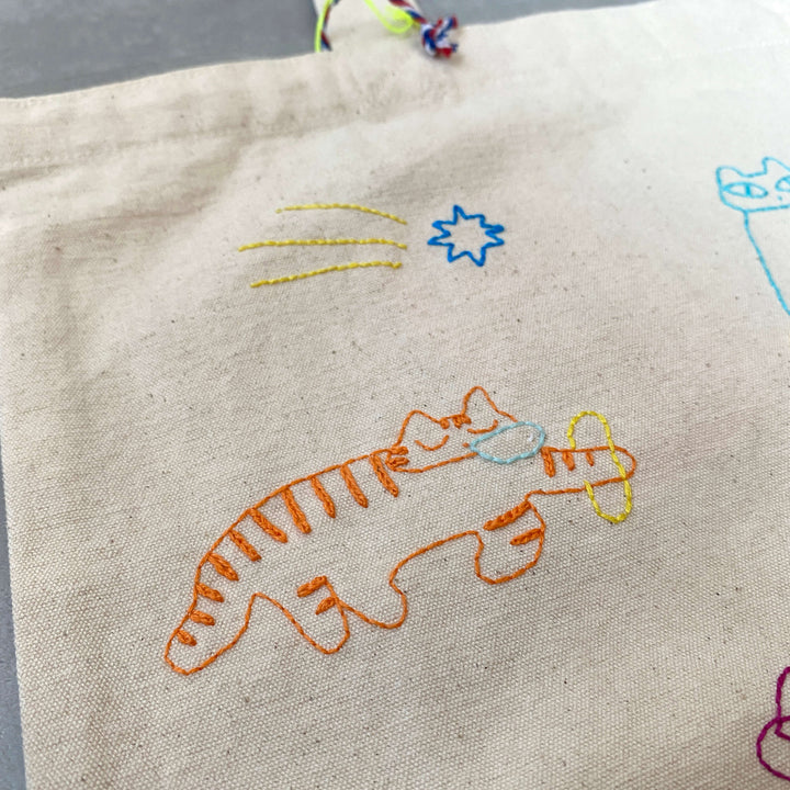 手刺繍トートバッグ｜stars&amp;cats