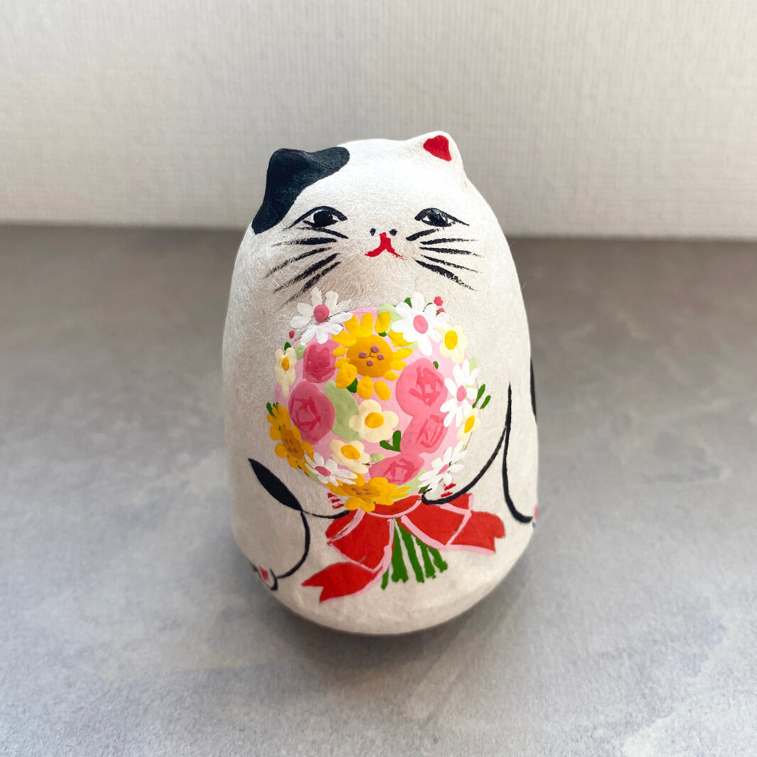 起き上がり小法師｜ブーケ猫