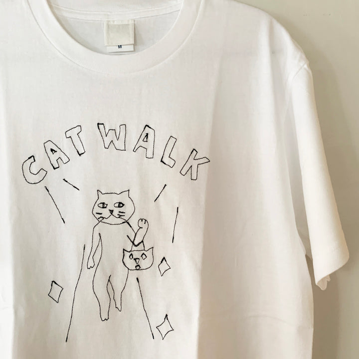 CAT WALKL tee｜WHITE