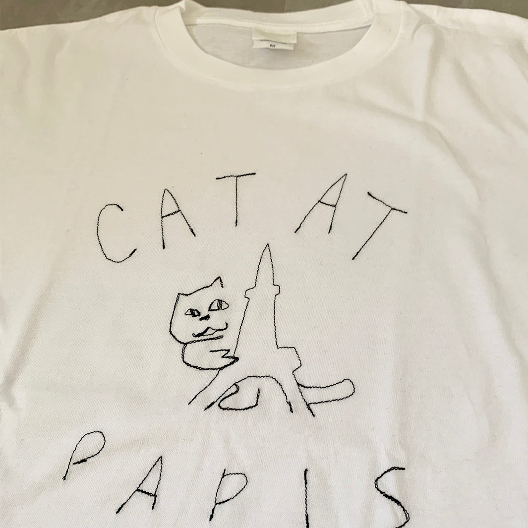 CAT AT PARIS tee｜WHITE