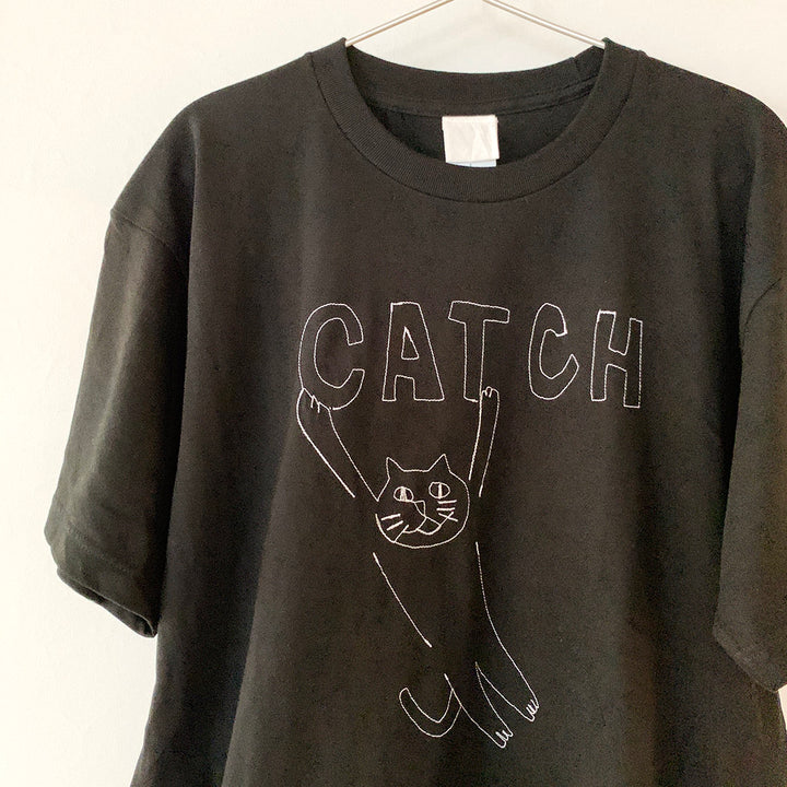 CATCH CAT tee｜BLACK