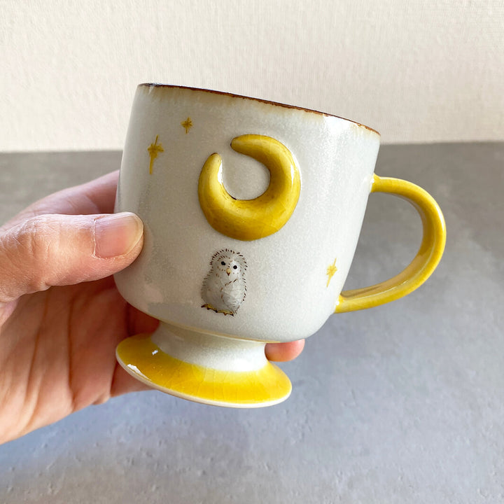 カフェマグ｜足つき_黄月