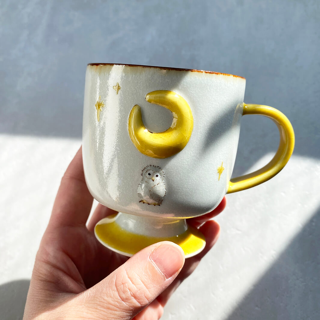 カフェマグ｜足つき_黄月