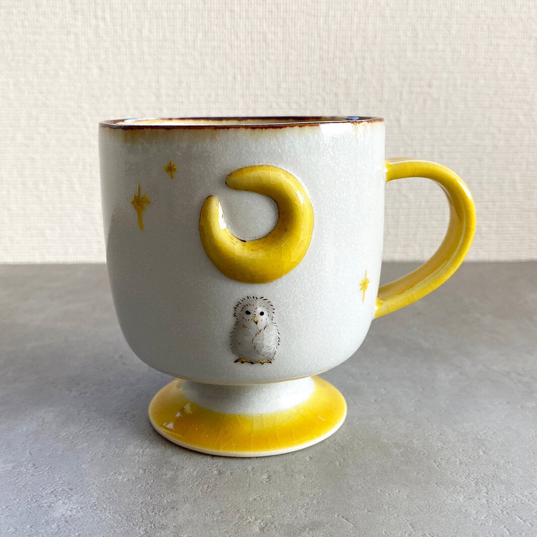 カフェマグ｜足つき_黄月