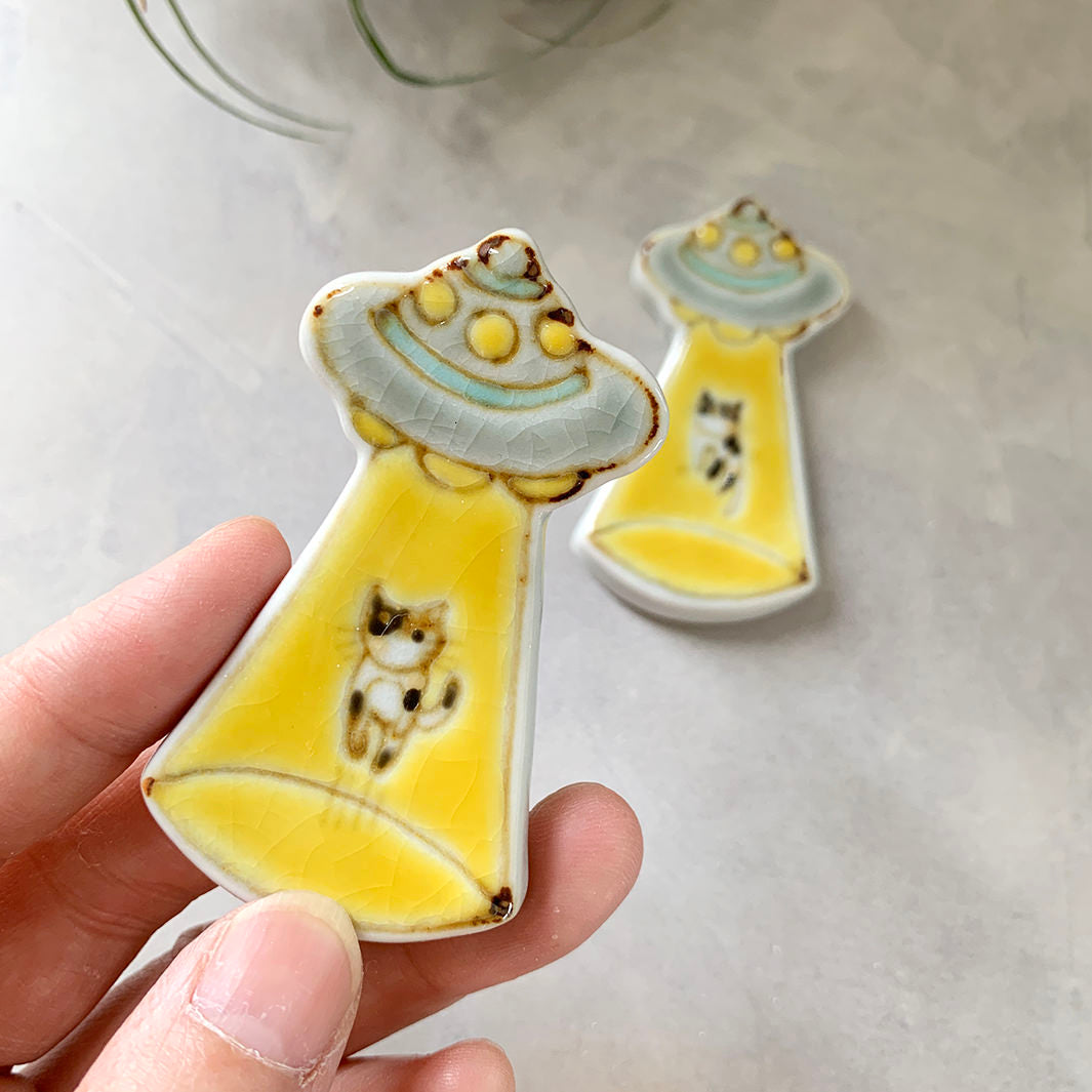 箸置き｜猫つれさられる_ミケ