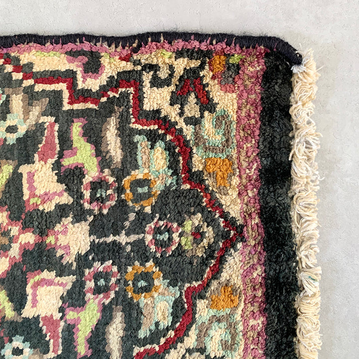 Pakistan mini rug｜４３